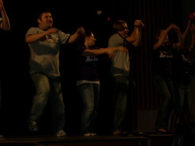 greeksinggreekweek200812.jpg